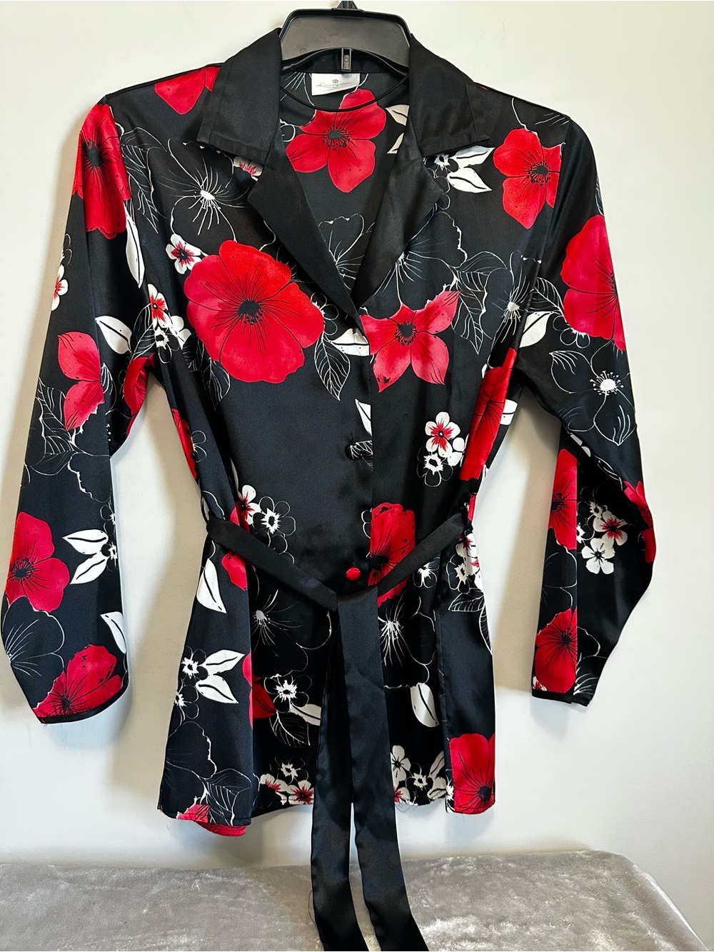 2pc Set C&A Long-sleeved satin pajama with red flower & black pajama bottoms